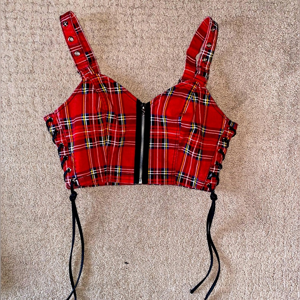 Tripp red cropped top